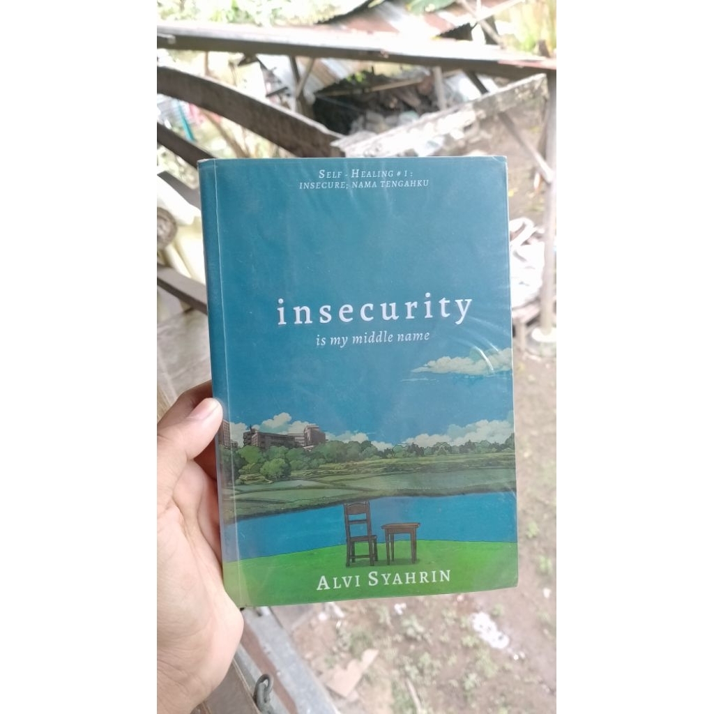 [Preloved] Self improvement Insecurity is my middle name