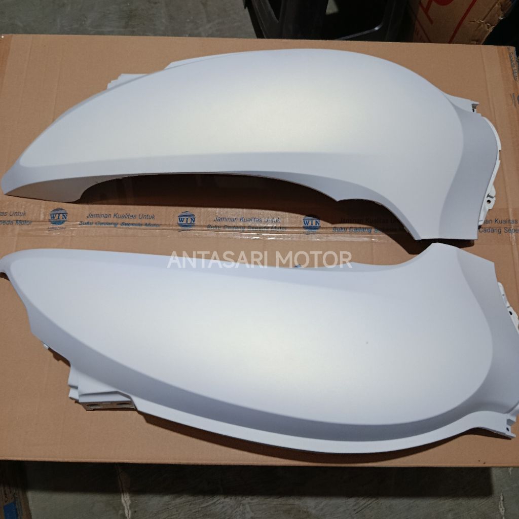 COVER BODY BELAKANG KANAN KIRI SET HONDA SCOOPY 2020 PUTIH DOFF KREM HITAM GREY DOFF