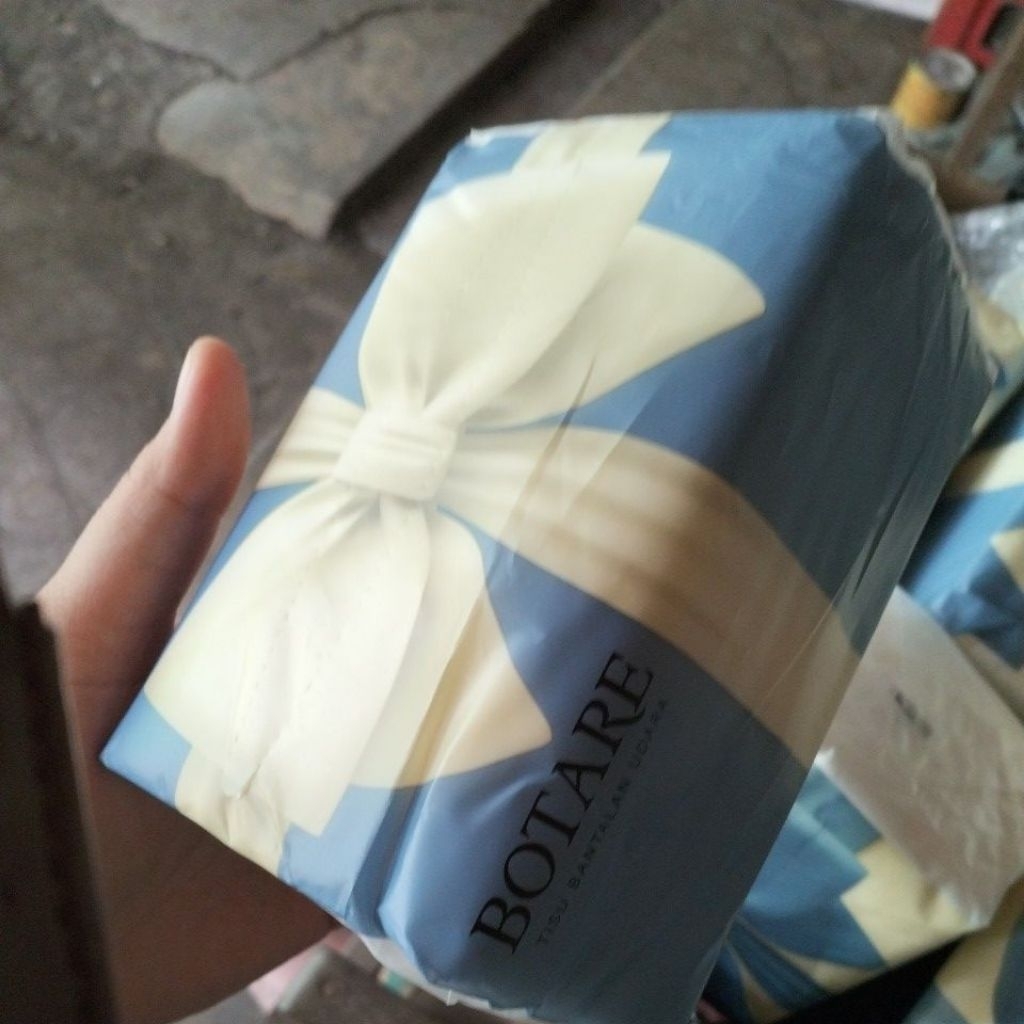 tisu botare (harga 1 an)