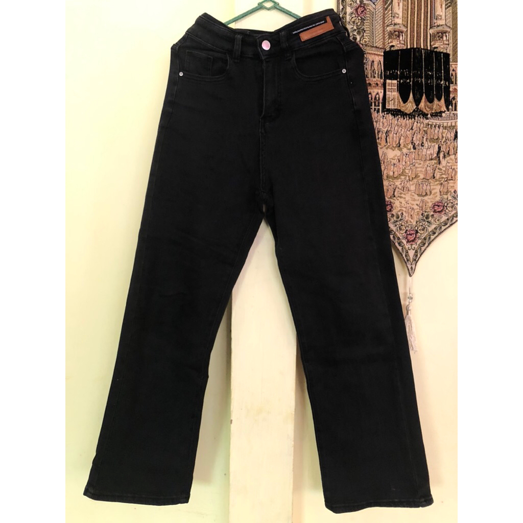 preloved celana hitam