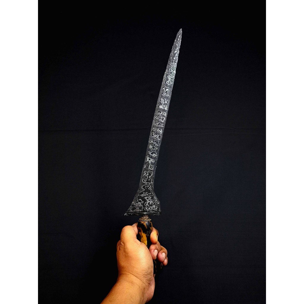 Keris Sepuh Brojol Pamor Melati Sinebar Tangguh Tuban Majapahit