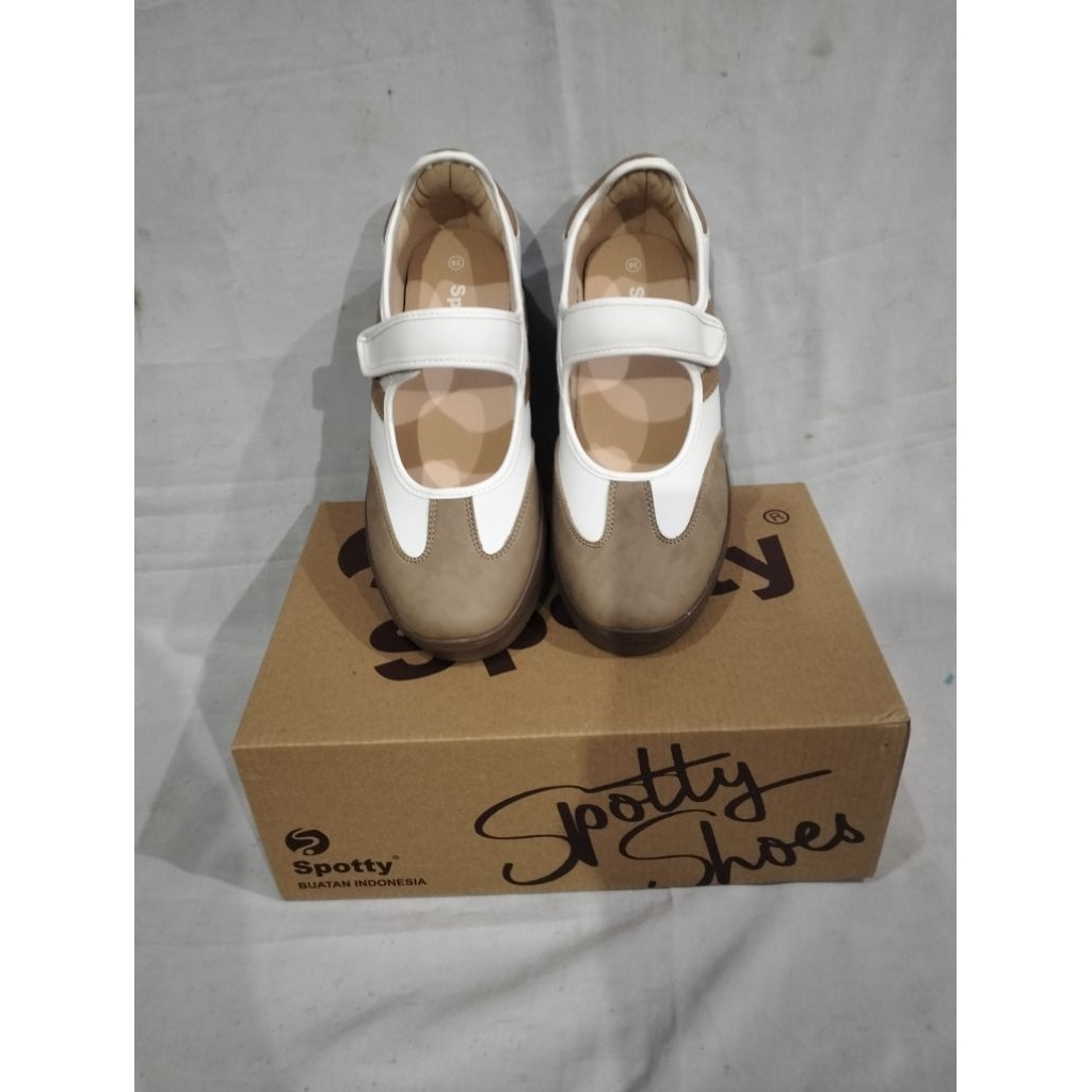 Sepatu wanita SPOTTY ORIGINAL MILKA 03
