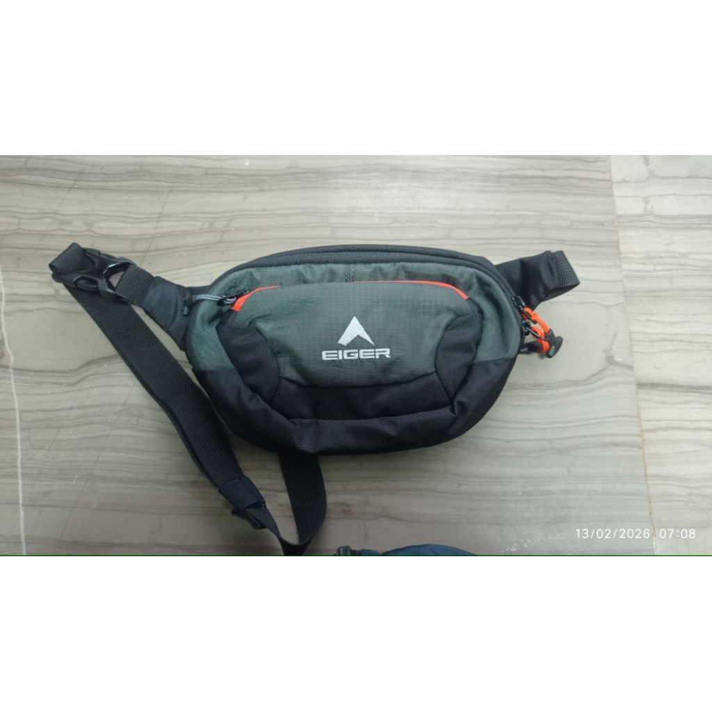 tas selempang Eiger
