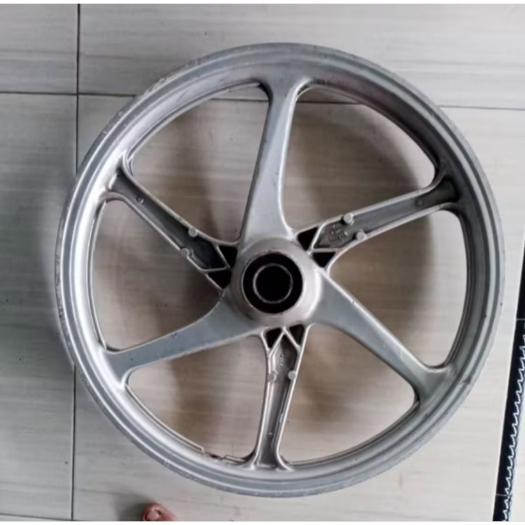 Velg Depan Yamaha Jupiter Cw Original lepasan