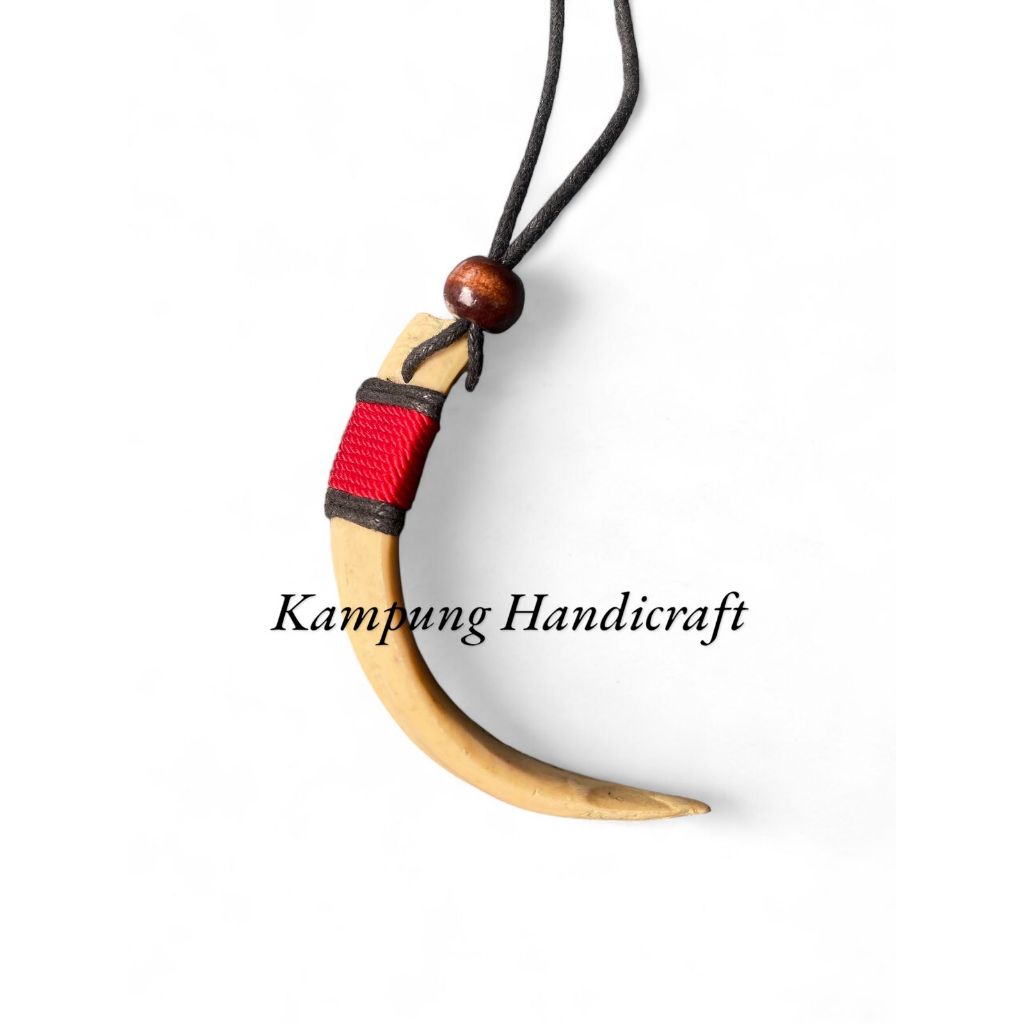 Kalung Taring Babi 7cm Replika mini