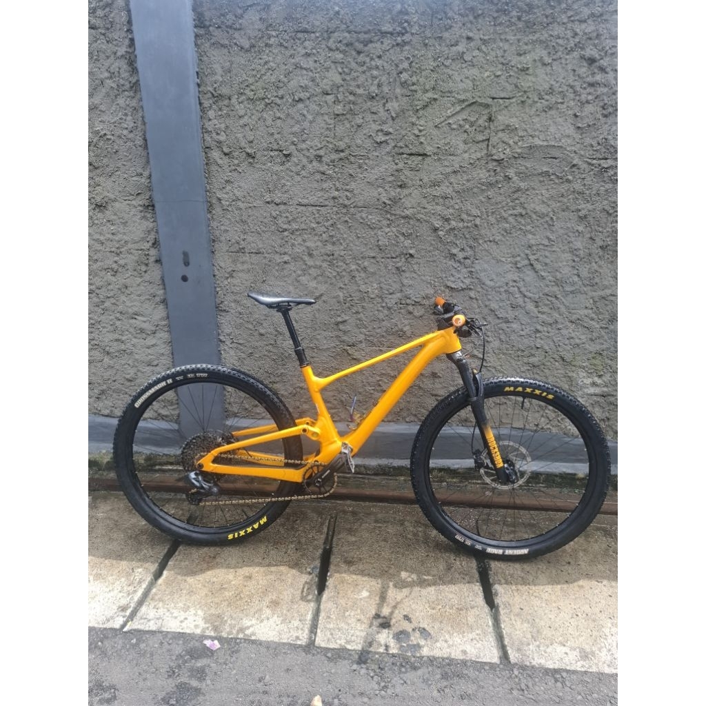 scott spark 970 integrated suspension