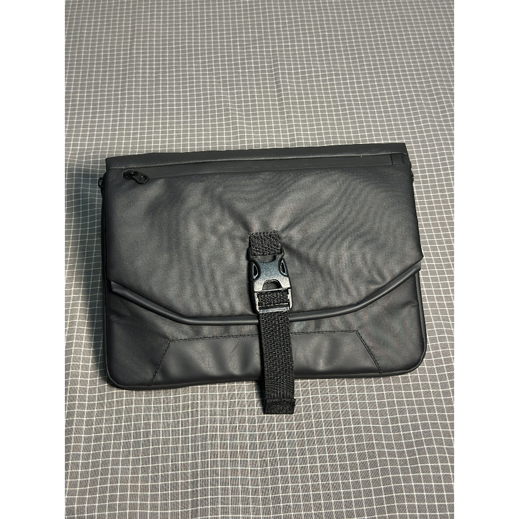 KACI - Tas Tablet 11 Inch Serbaguna