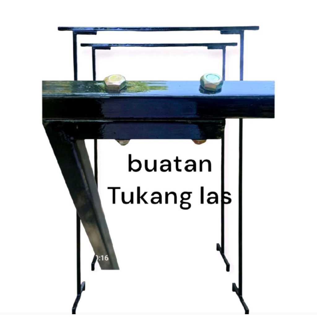 GANTUNGAN BAJU BESI KOKOH BUATAN TUKANG LAS