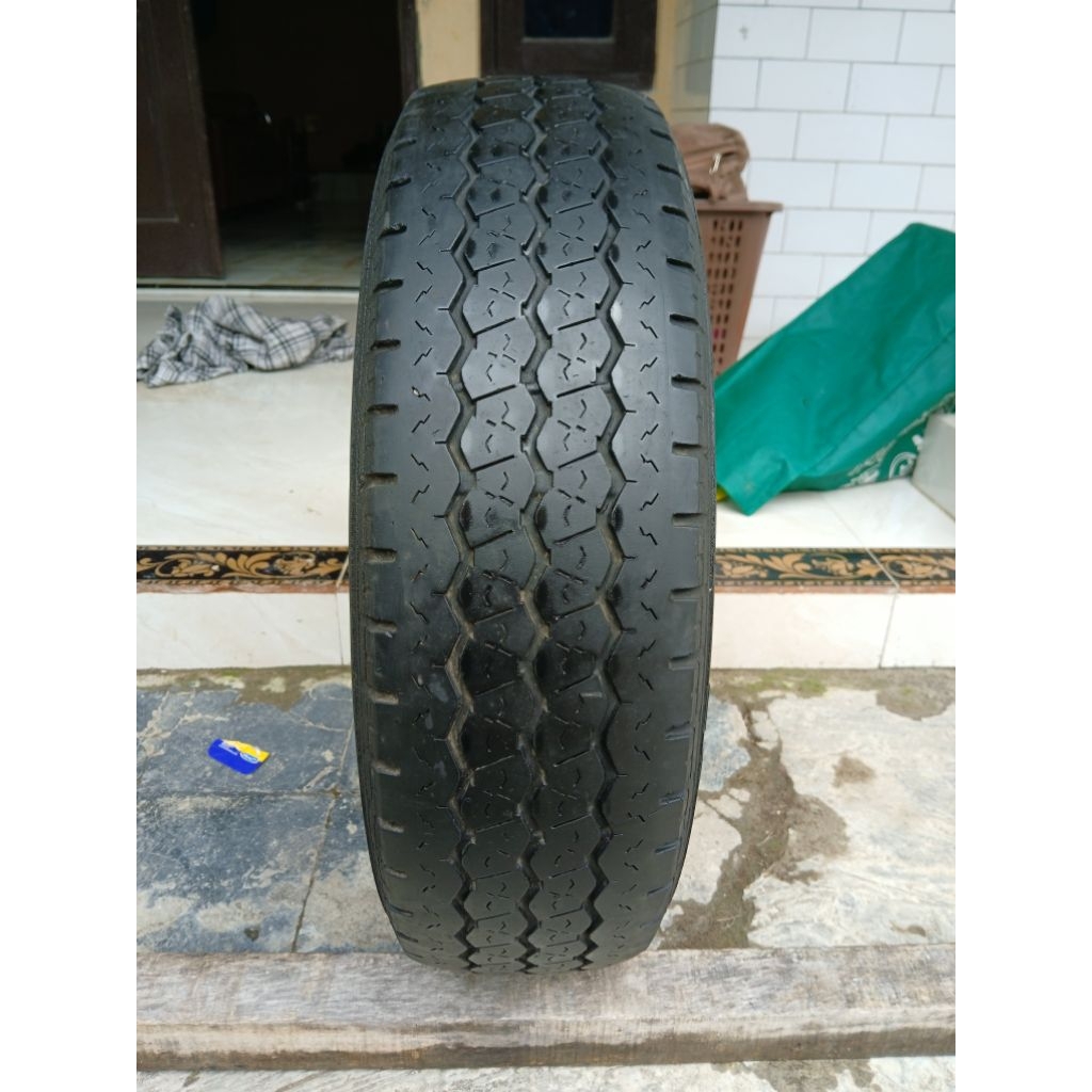 Ban Bridgestone 165 R13