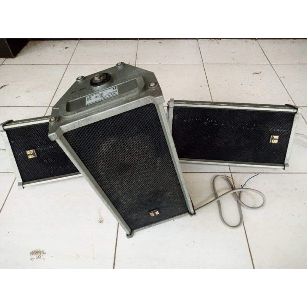 Speaker column TOA ZS10c bekas norma