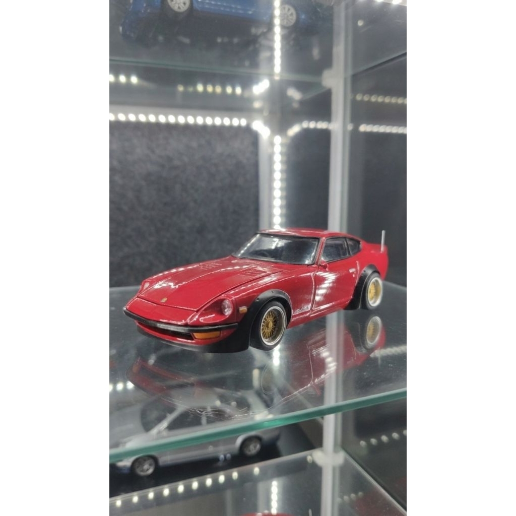 Aoshima Datsun 350Z Red