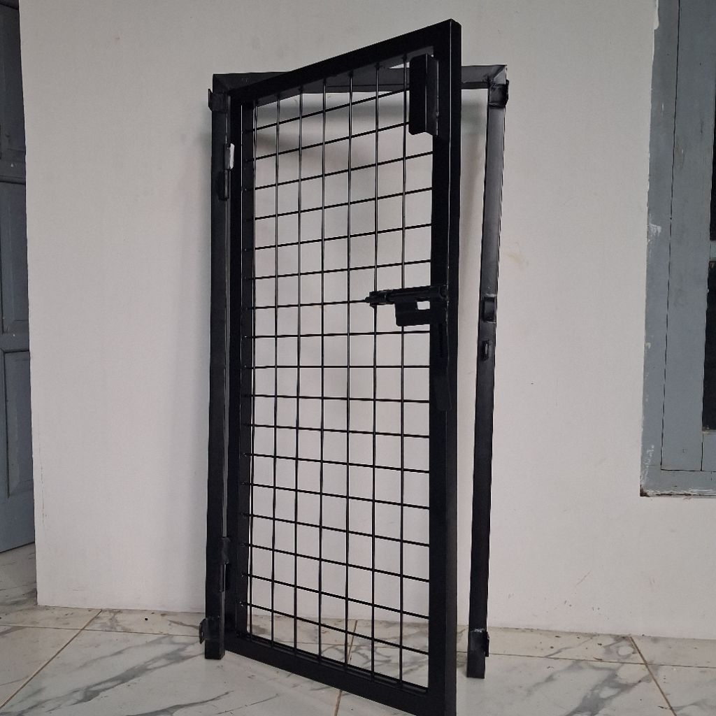 Pintu kandang pintu besi Pintu kecil
