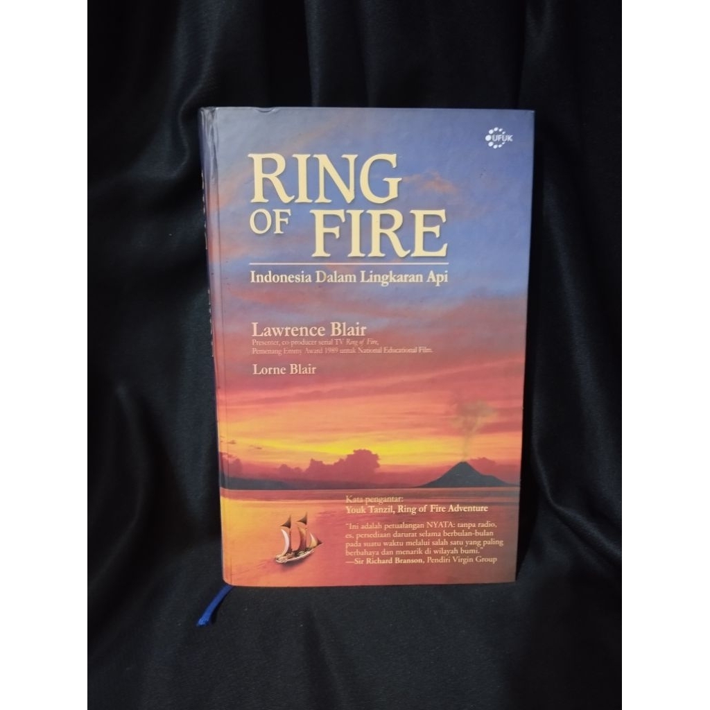 Ring of Fire: Indonesia Dalam Lingkaran Api by Lawrence Blair