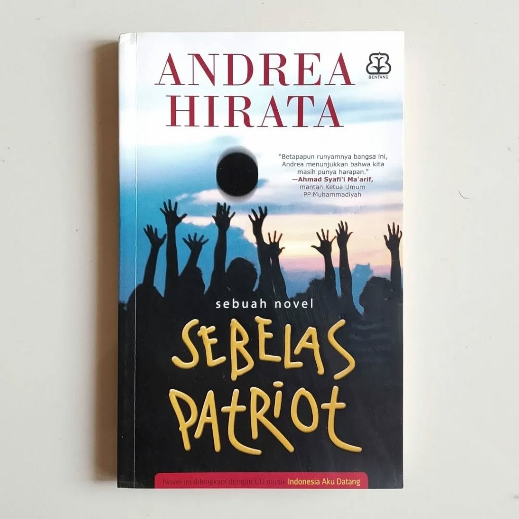 (Preloved) Sebelas Patriot - Andrea Hirata. Original Bekas
