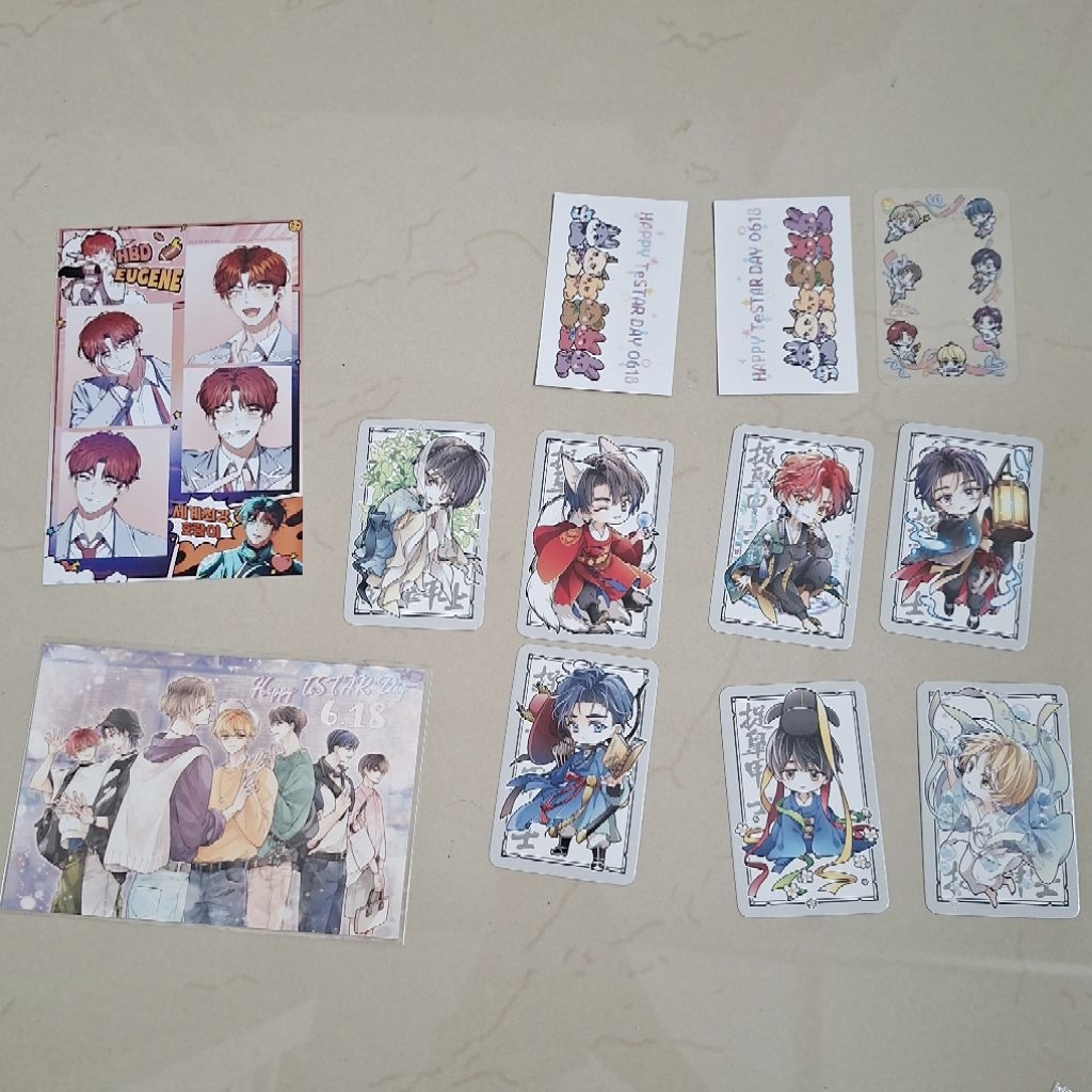 Set unofficial merch TeStar manhwa Debut or Die by NekoMama (BACA DESK)