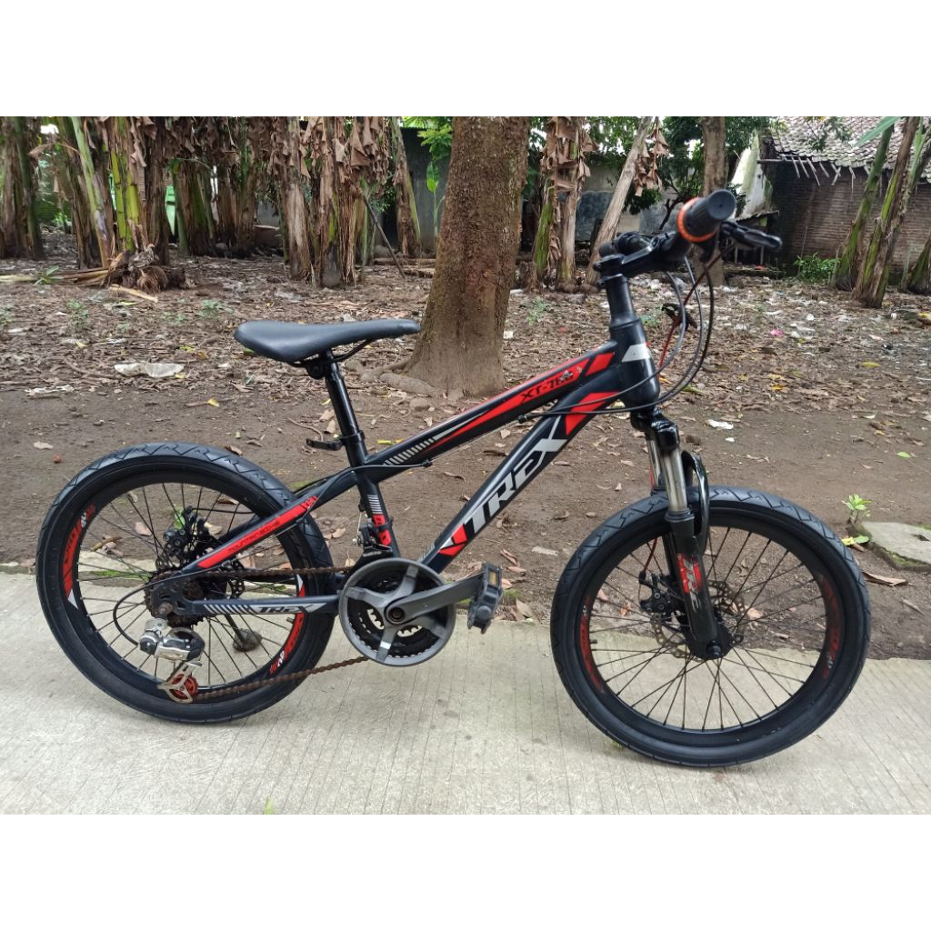 SEPEDA BMX  SEKEN UKURAN 20