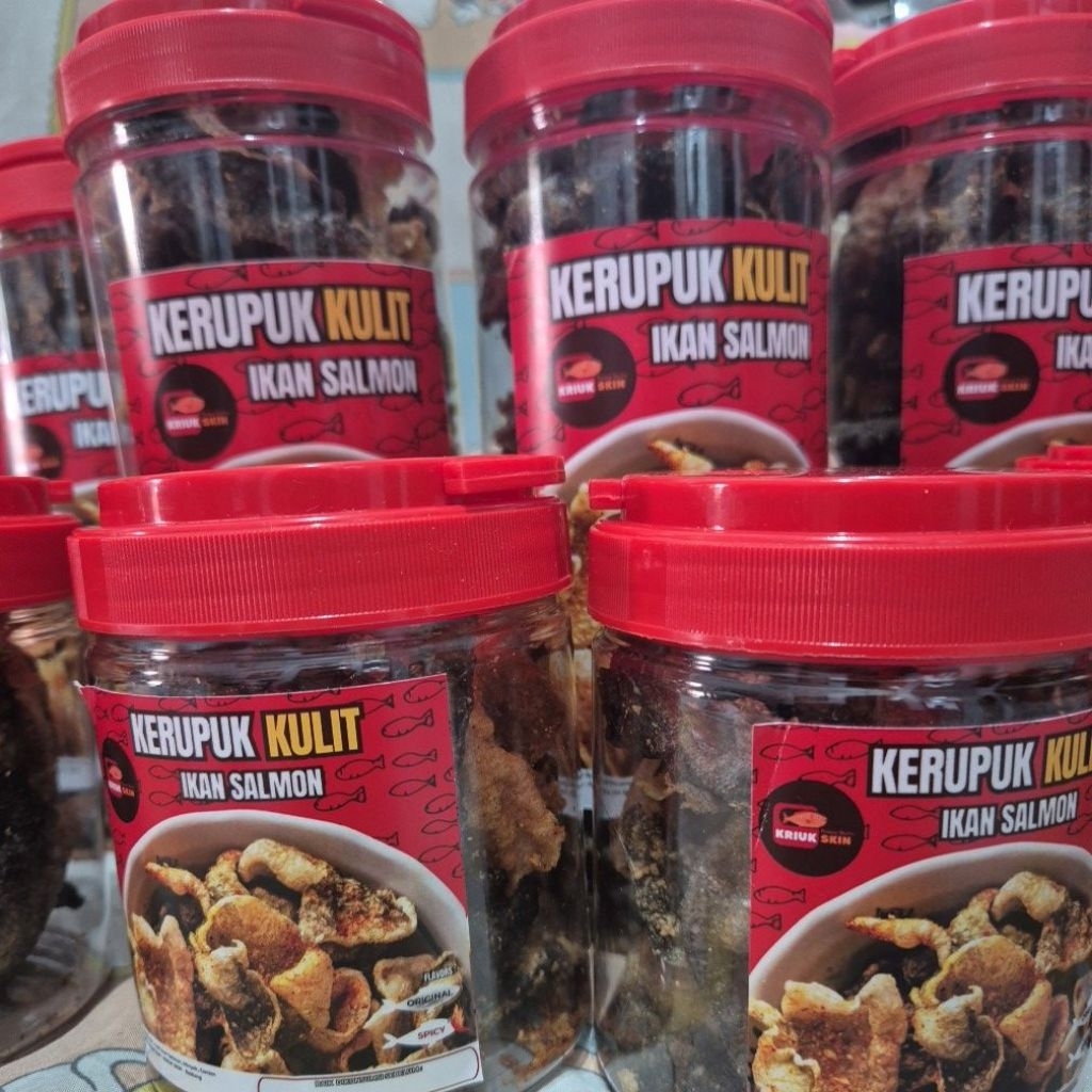 Kerupuk kulit ikan salmon