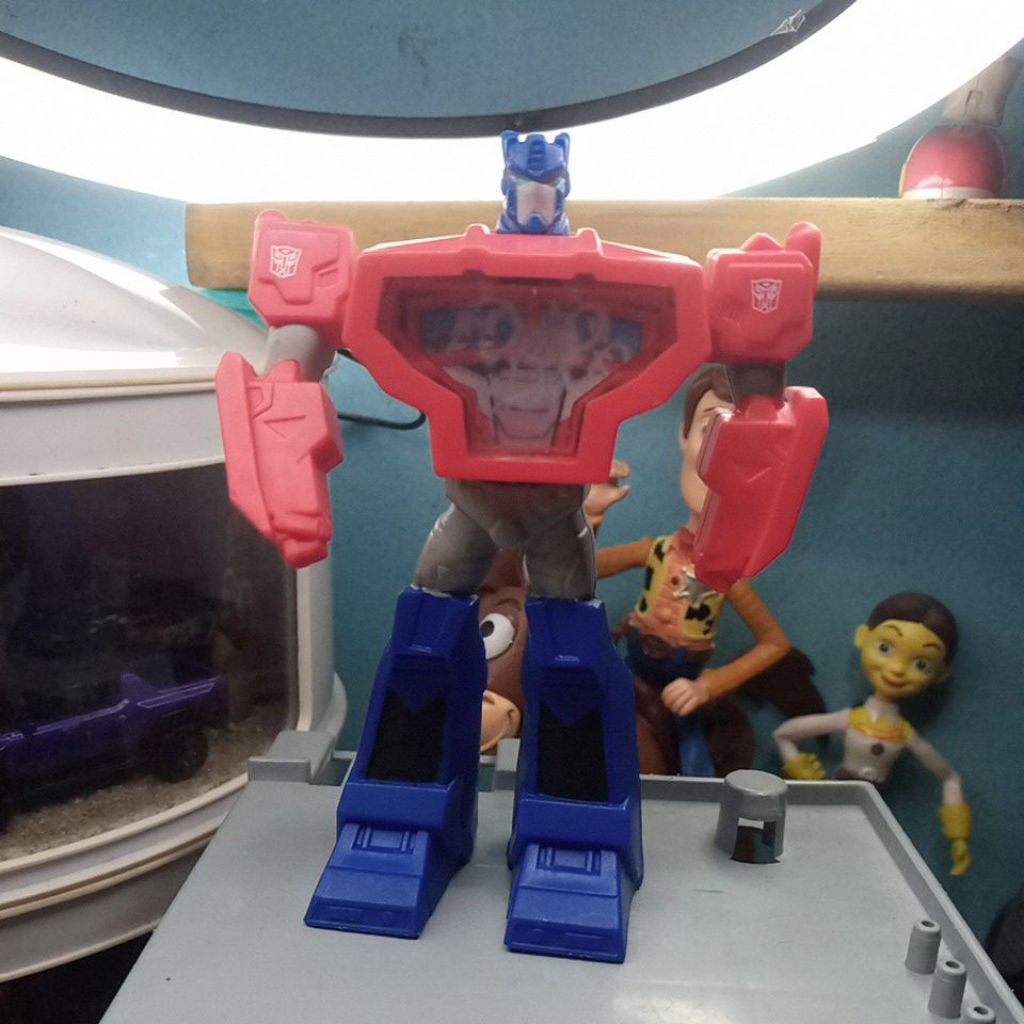 TOYS OPTIMUS HASBRO MCD