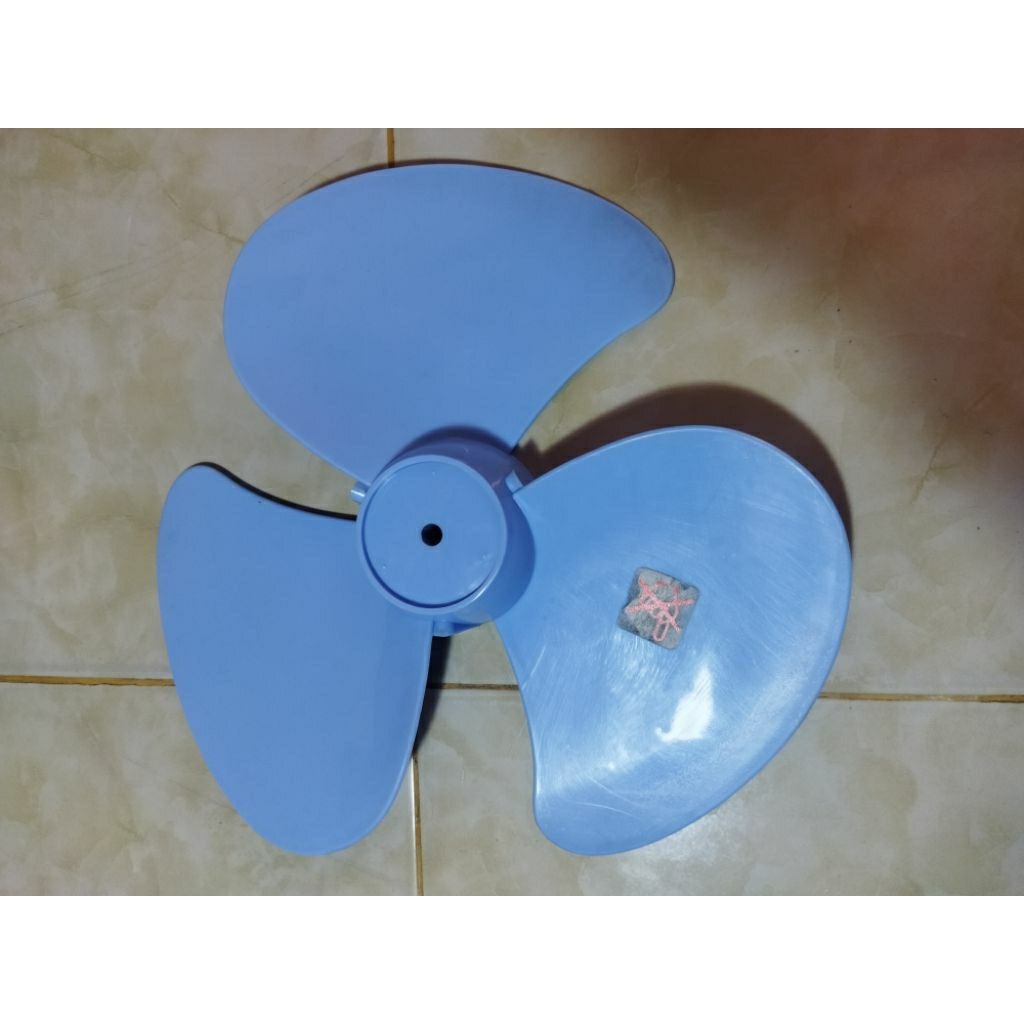 Baling-baling kipas angin 12 inch