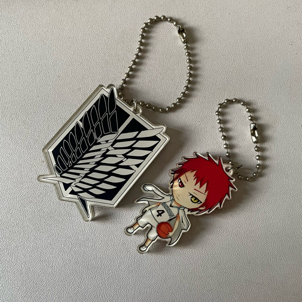 keychain gantungan kunci acrylic akrilik akashi seijuro kuroko no basket & logo AoT Attack on Titan