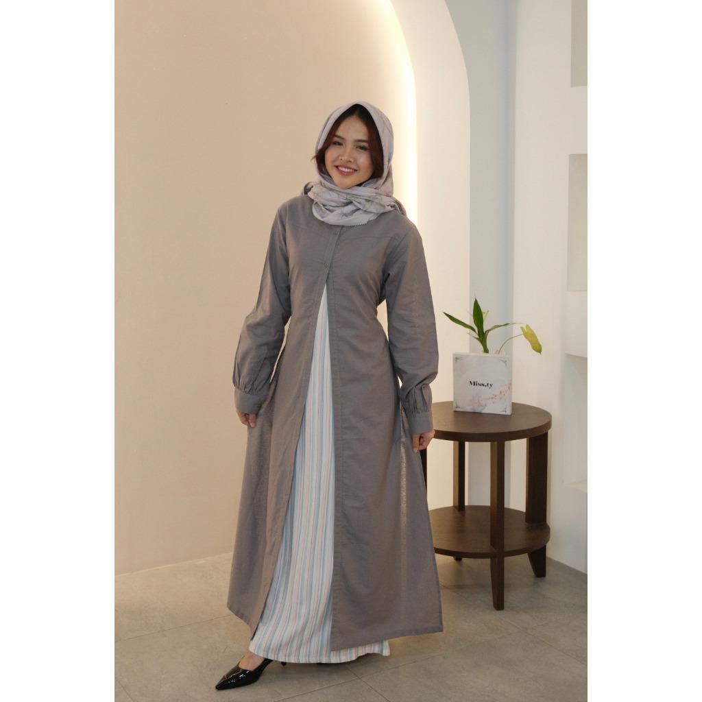 Gamis Dress Missty Wanita Warna Abu Inner Putih Motif Garis Salur Spesial Lebaran Best Seller NEW ED