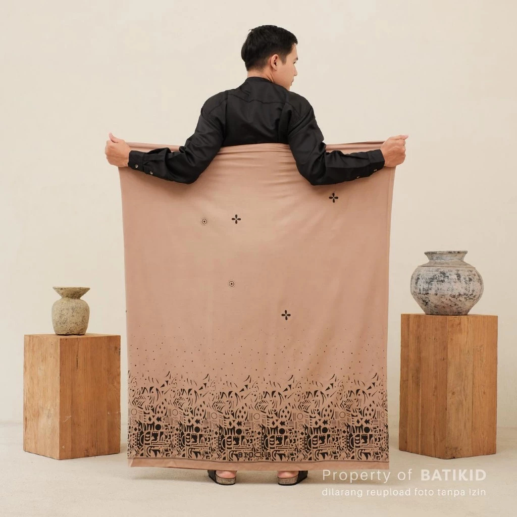 SARUNG BATIK  KANG SANTRI MOTIF AKSARA JAWA HANACARAKA  SANTRI AZZAHIR  WAYANG