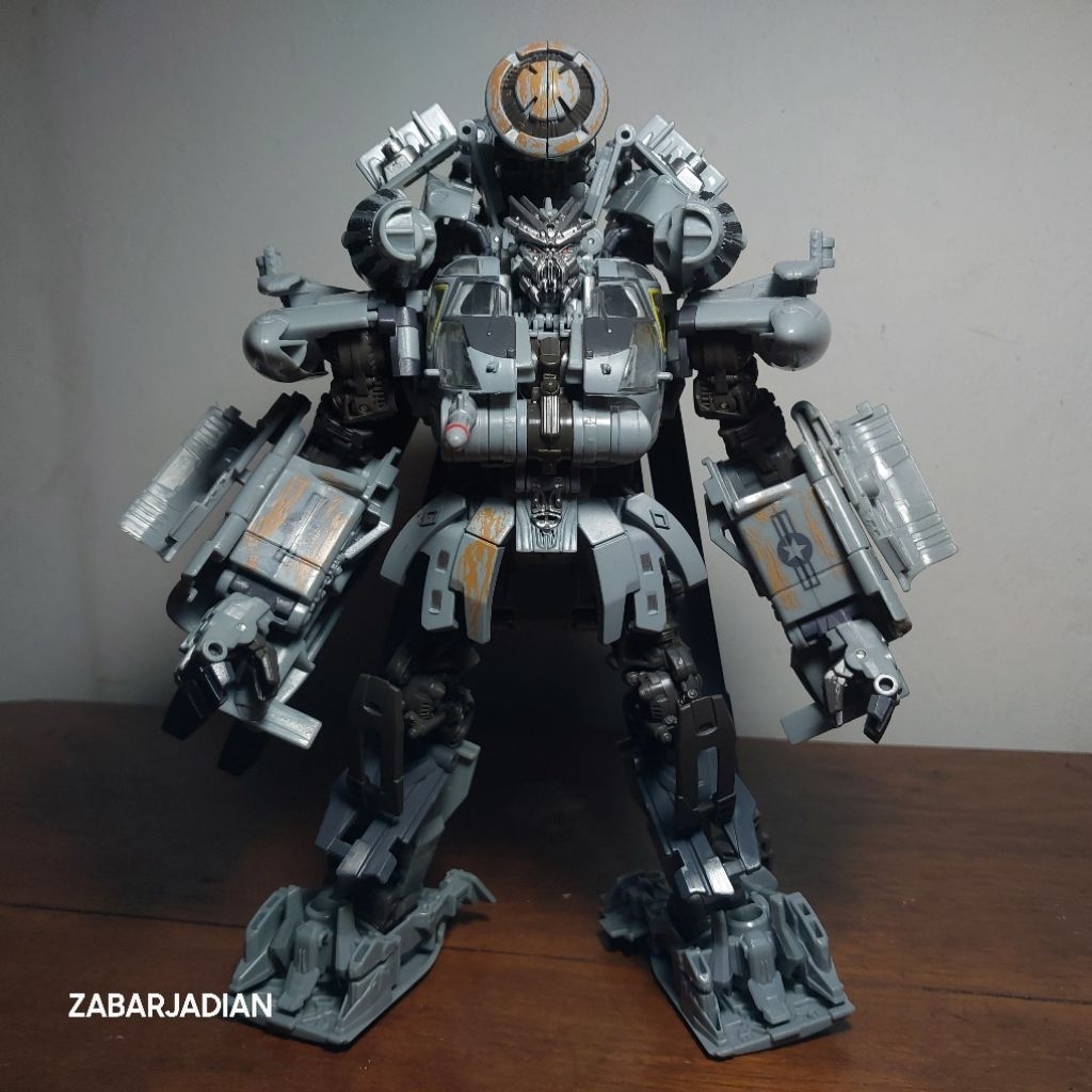 Transformers Studio series Grindor