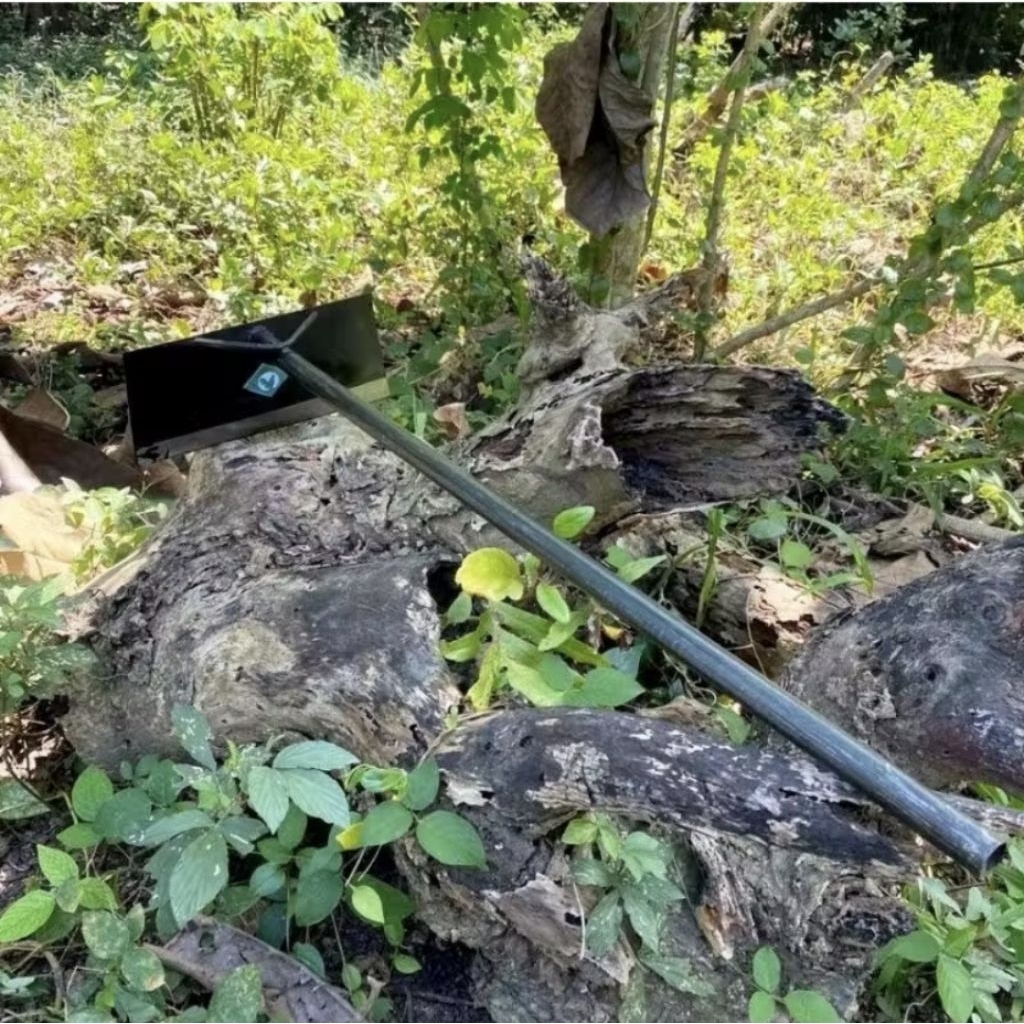 GARUKAN TANAH GAGANG BESI PANJANG 86CM GARUKAN GABAH KOTORAN HEWAN RUMPUT LIAR