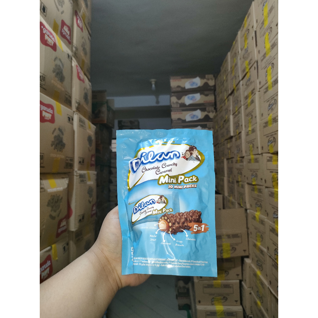 DILAN POUCH COKLAT CRUNCHY CARAMEL ISI 10 PCS JAJAN LEBARAN