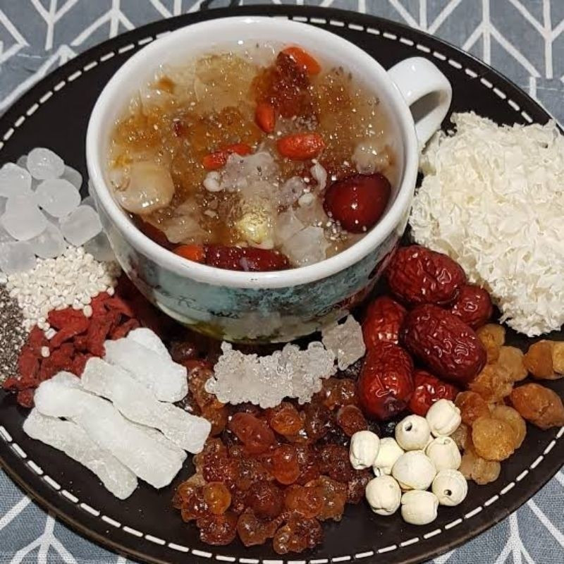 PEACH GUM DESERT/ Peach Gum Healthy Dessert / Medium  Cup Halal - 500ml