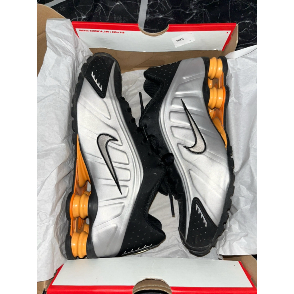 nike shox r4 [ black vast grey ] 100%original