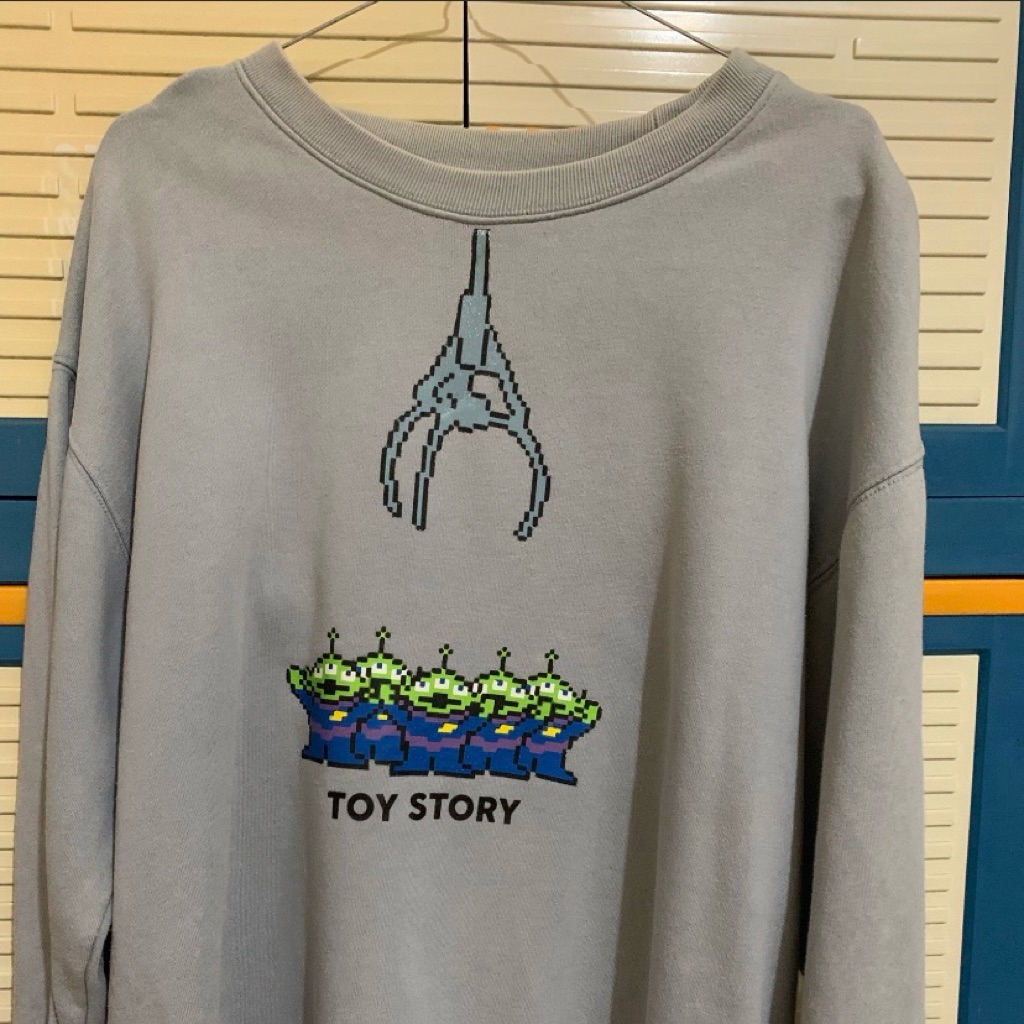 [Preloved] Sweater Giordano Toy Story