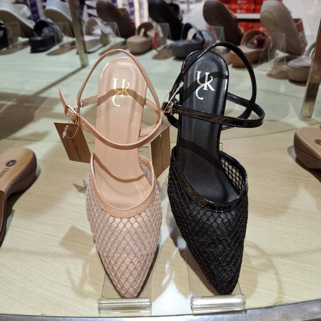 Sandal Heels Wanita Yongki Komaladi ORI