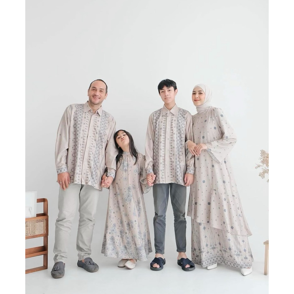 Family Set Shamia Madani White