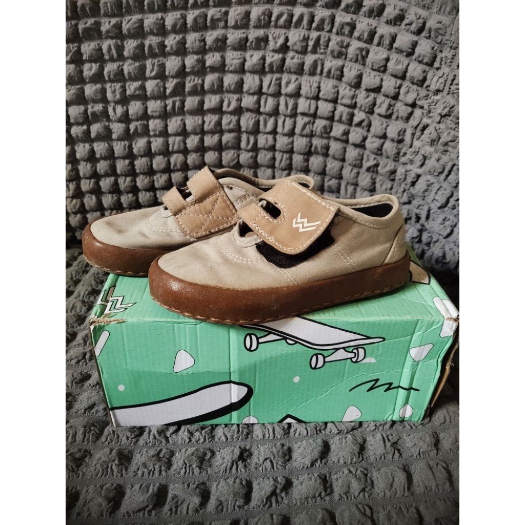 preloved sepatu anak gmx geoff max