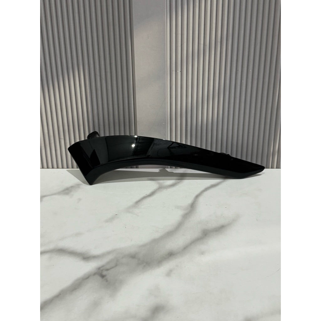 LIST COVER FOGLAMP KANAN KIRI MAZDA 2 ORIGINAL DA6B-50-C1XB (R) DA6B-50-C2XB (L)