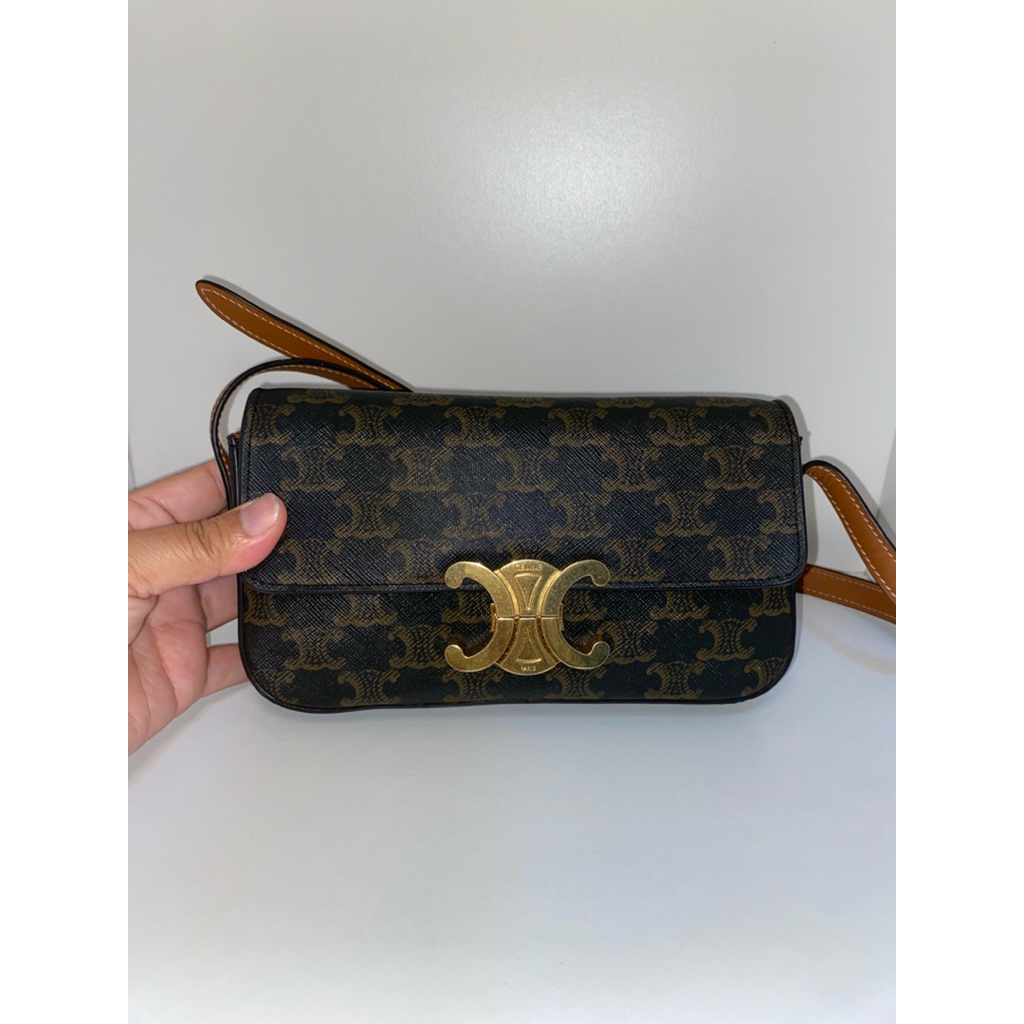 Celine Triomphe solder bag