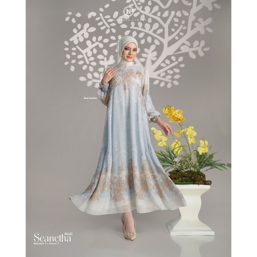 Nadheera Luxury Dress & Midi dress Seanetha Blue Caroline