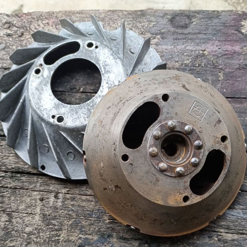 Magnet vespa bajaj coptan di vespa sprint