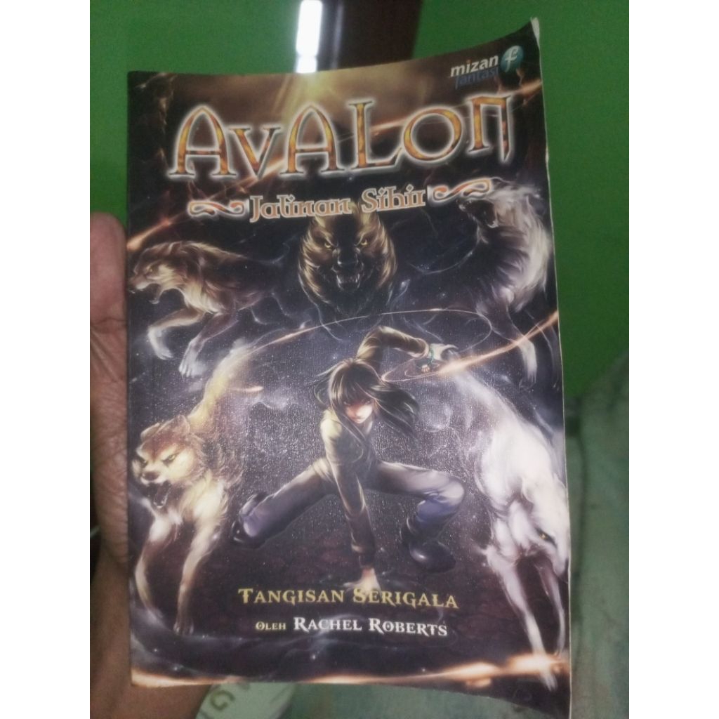 AVALON, Jalinan Sihir, Tangis Serigala