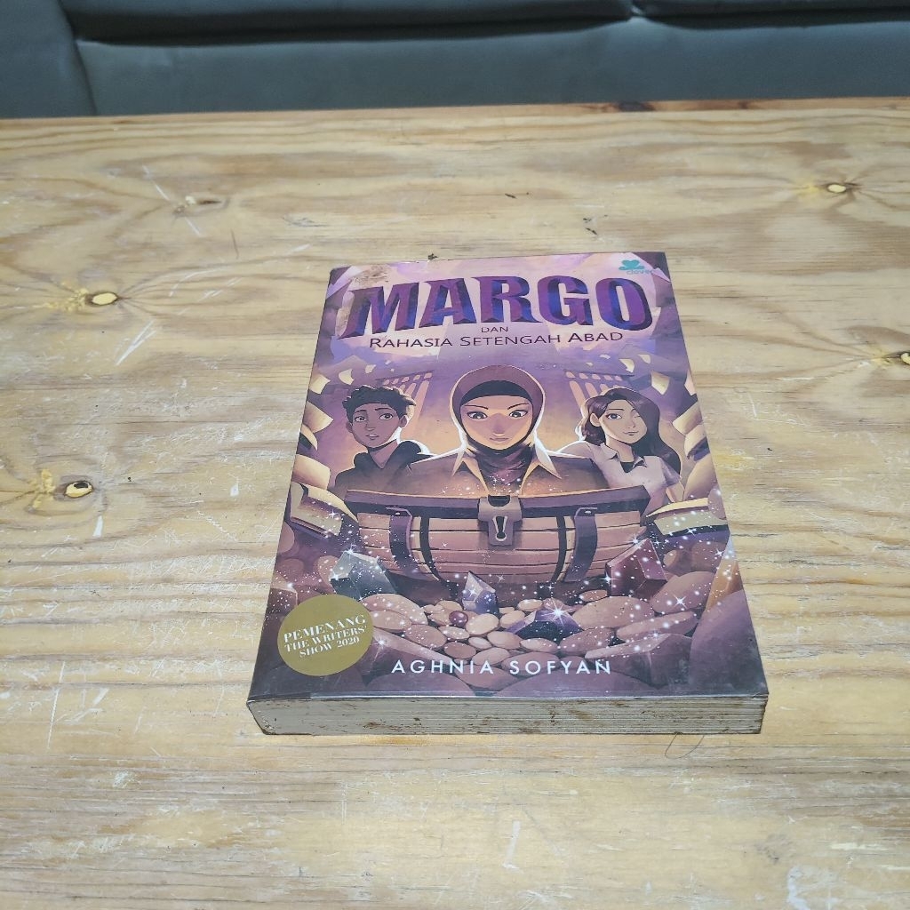 Novel Margo dan Rahasia Setengah Abad