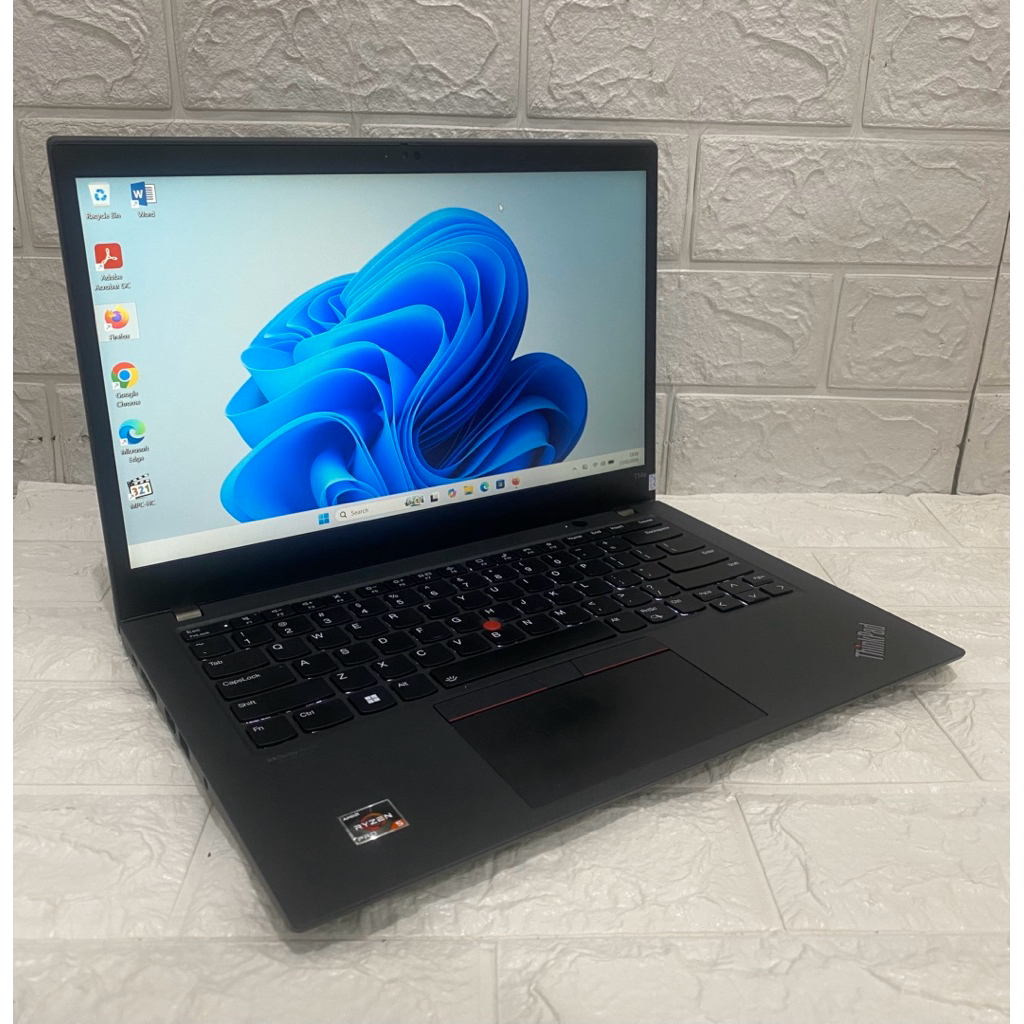 Laptop  Thinkpad  T14S Gen2 Ryzen 5 Pro 5650U Ram 16gb