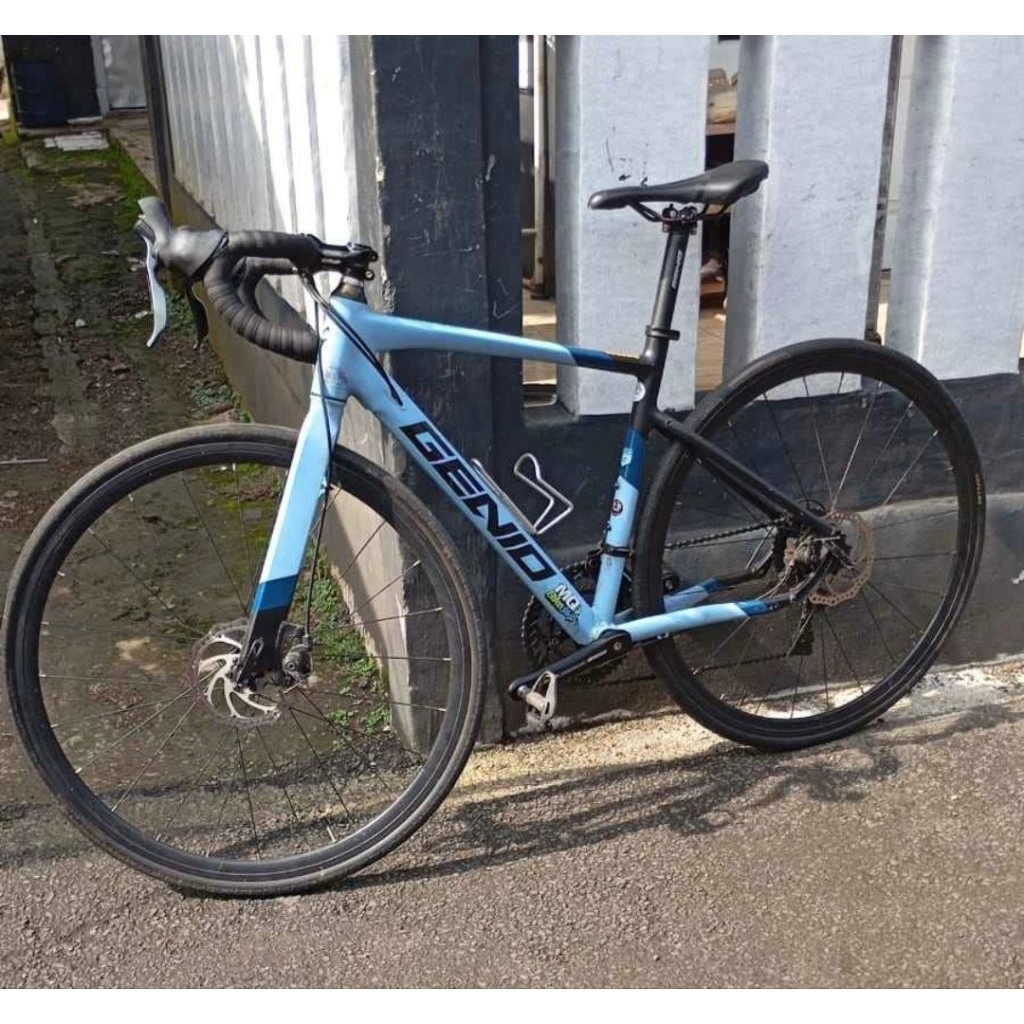 Sepeda Roadbike Genio Breaker 2.0