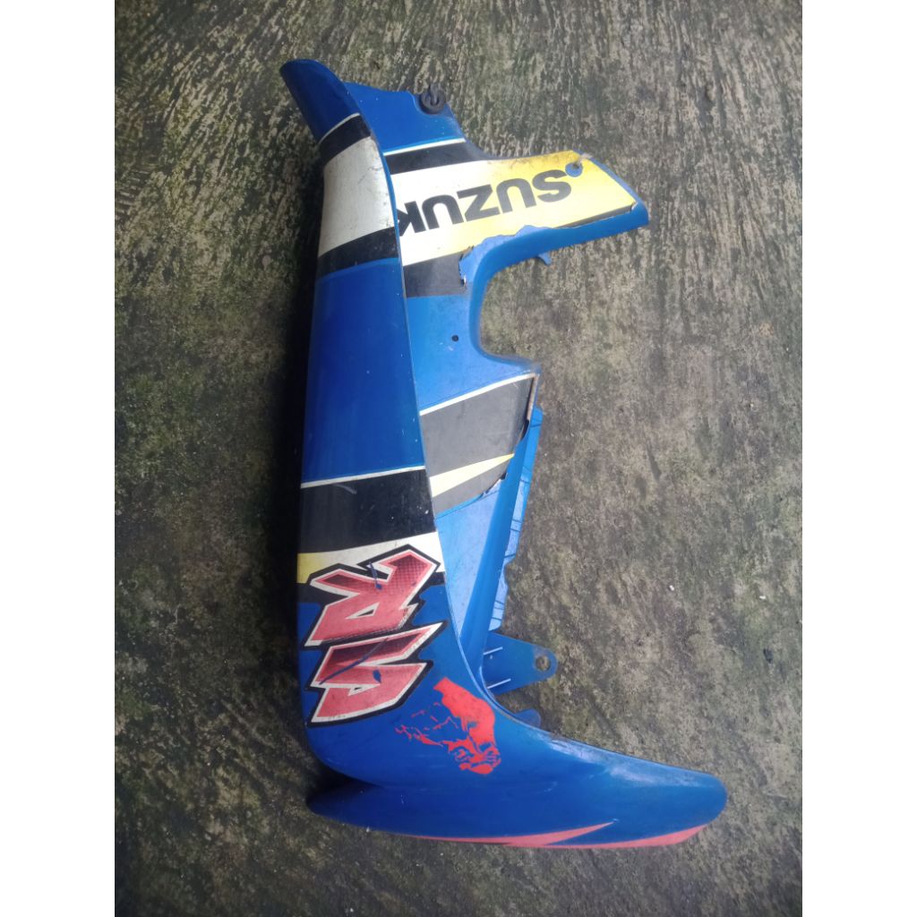 sayap sebelah kanan suzuki smash lama original