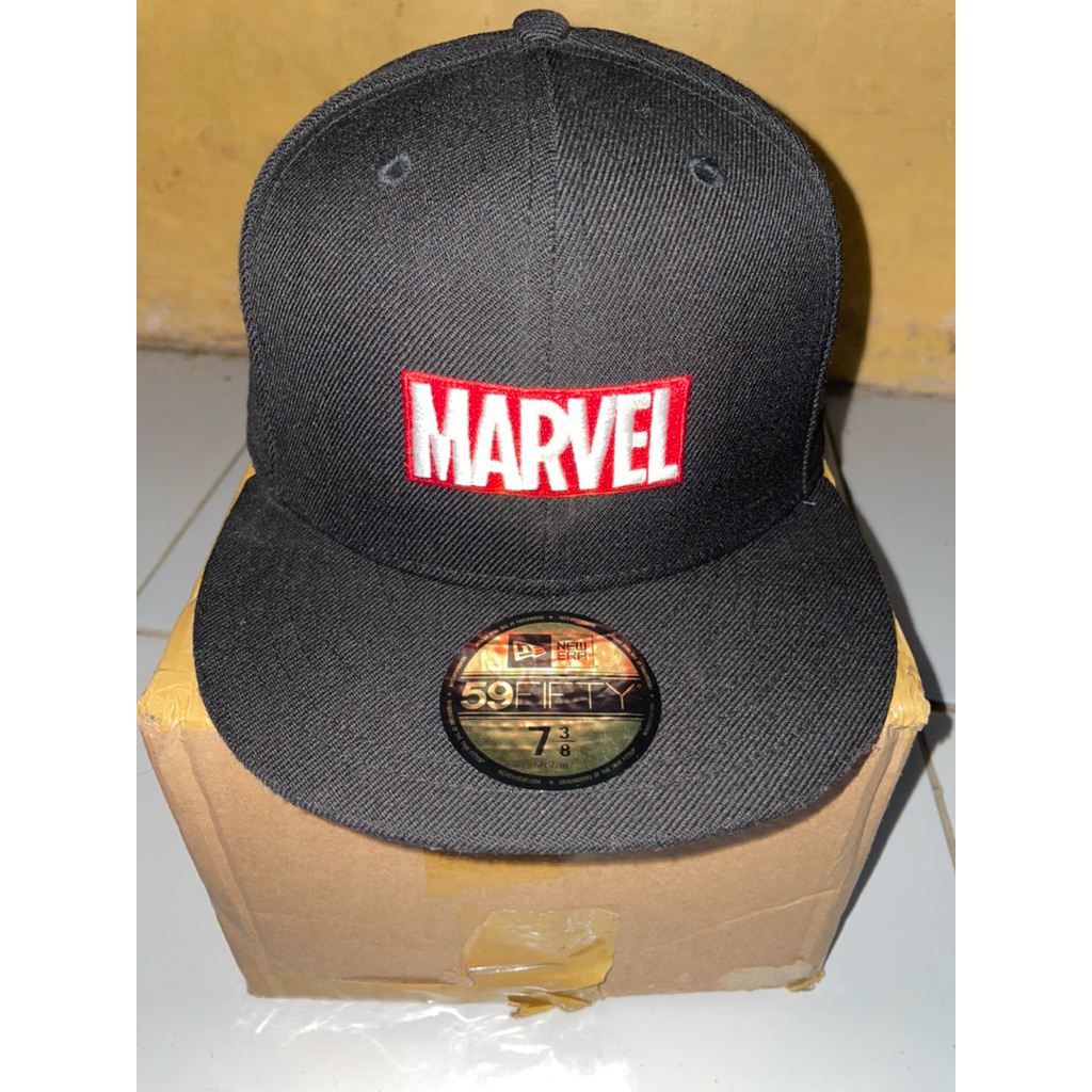 topi SnapBack new era MARVEL 73/8