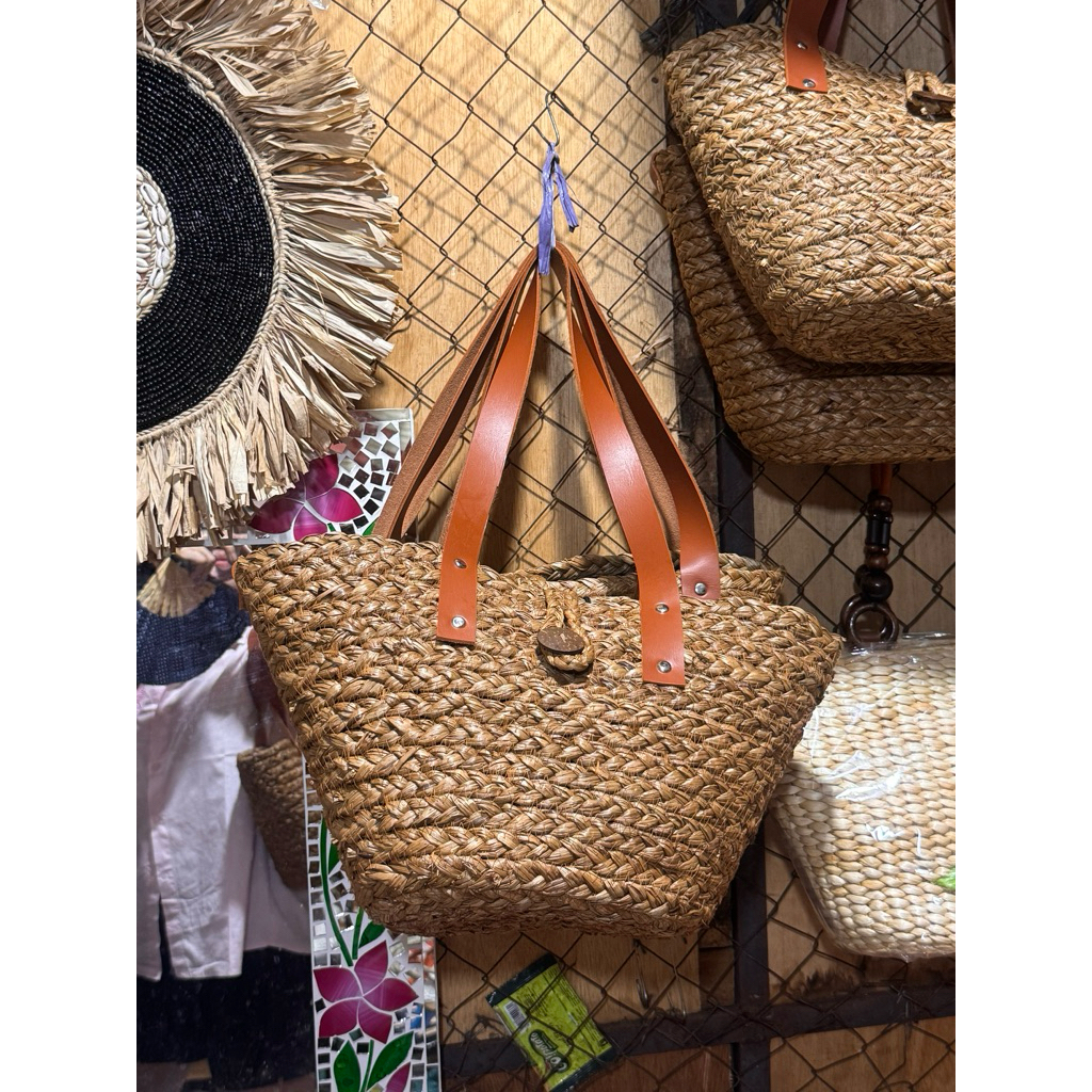 bela tas anyam wanita / tas bali / tas pantai / tas etnik