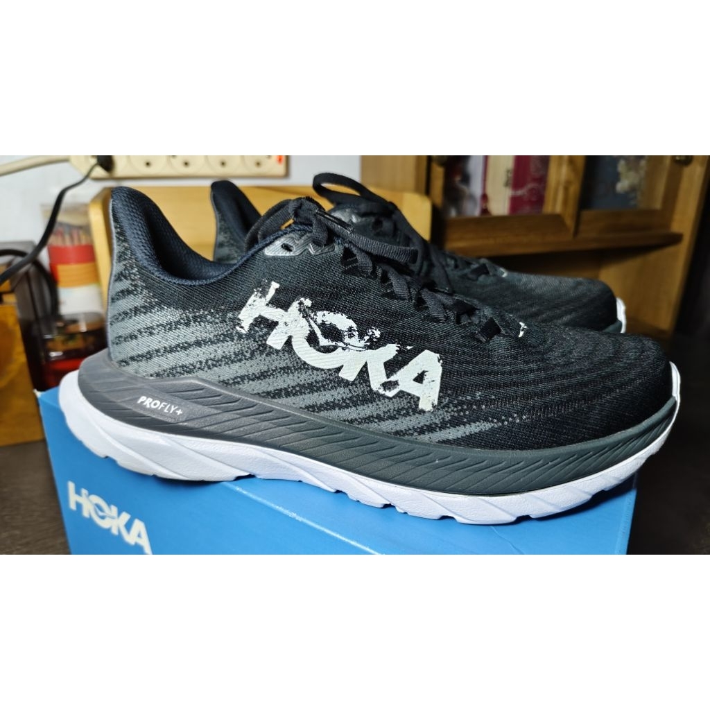Hoka MACH 5