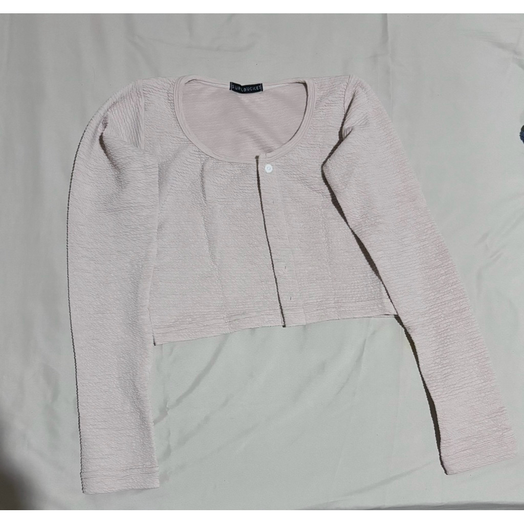 (preloved) croptop knit - free derma express exfoliating solution