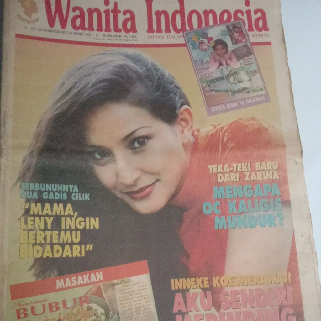 Tabloid Wanita Indonesia Tahun 1997 Cover Cantik Ineke Koesherawati (Gadis Sampul Berbakat'90)