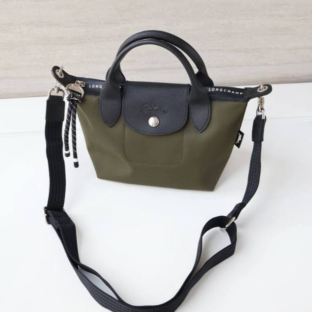 LC energy XS in green militaire